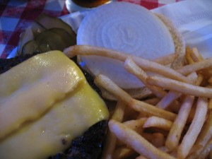 quatmans cheeseburger norwood