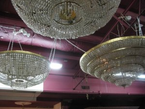 chandeliers wooden nickel antiques cincinnati