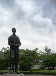 lytle park abraham lincoln statue