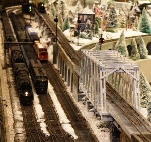 duke energy train display cincinnati christmas