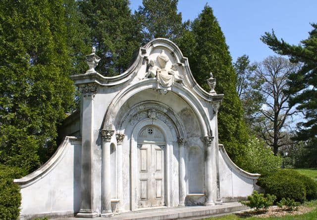 spring grove cemetery cincinnati walking tours