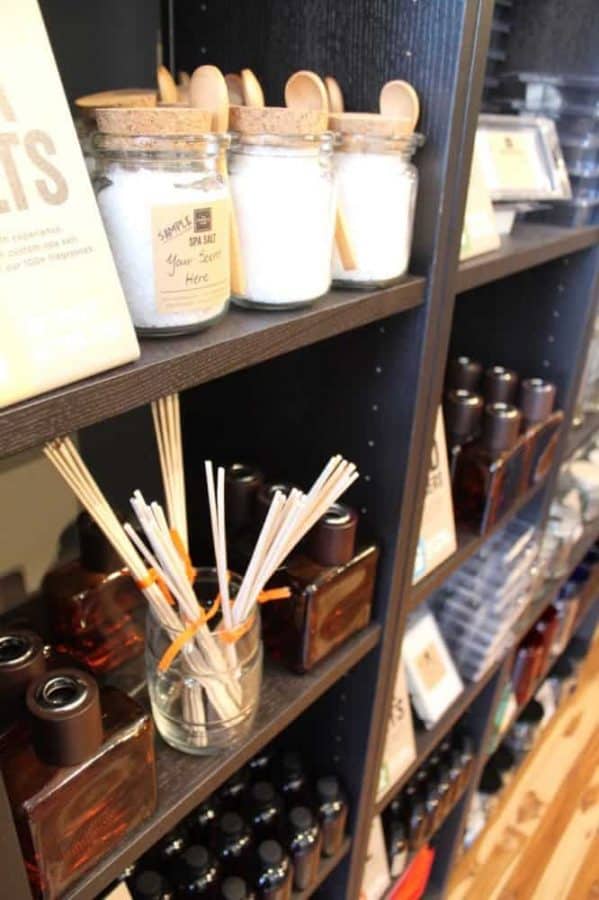 Make Your Own Candles at The Candle Lab · 365 CINCINNATI