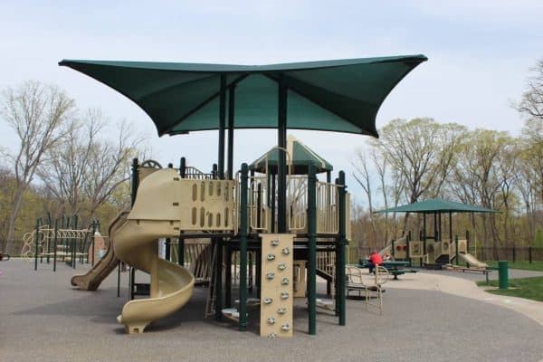 Covered Play Areas at Bicentennial Park