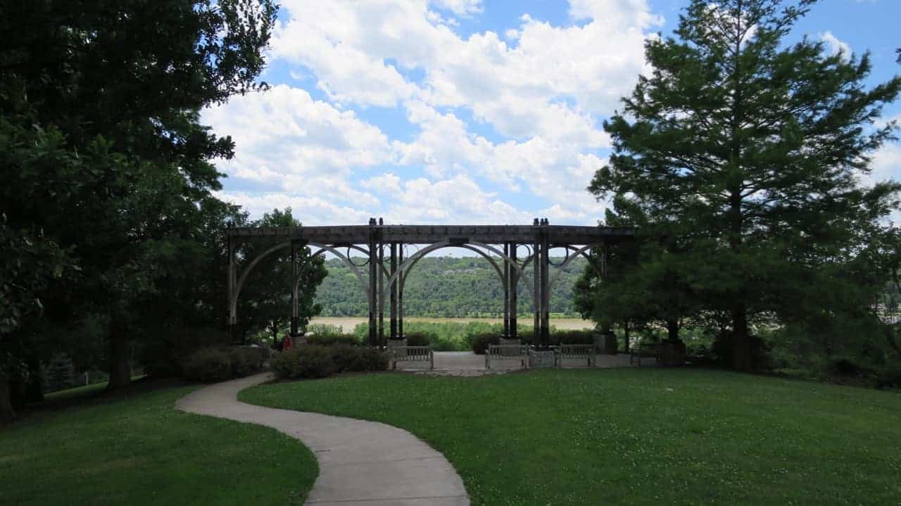 overlook at Alms Park