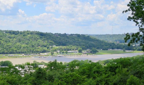Ohio River view at Alms Park Overlook