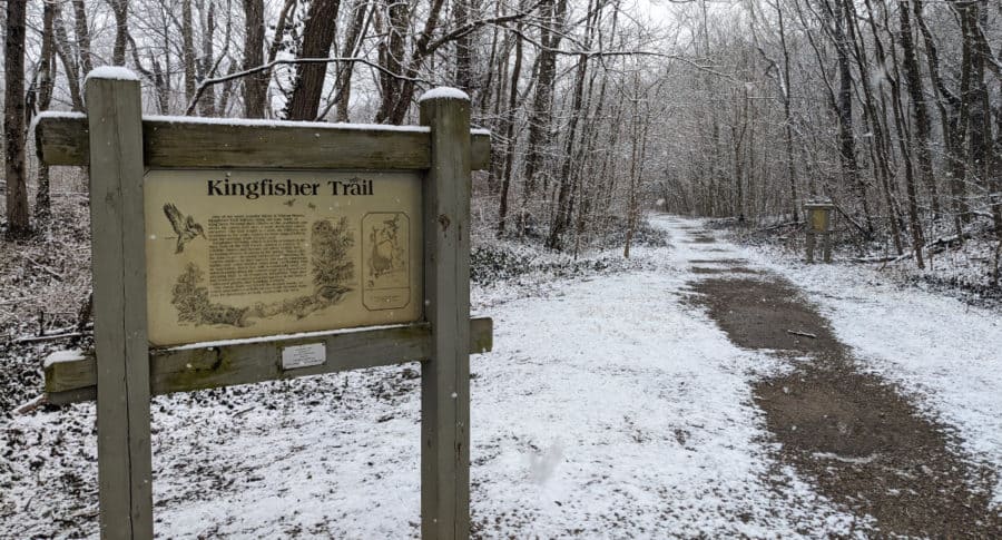 Kingfisher Trail sign and path