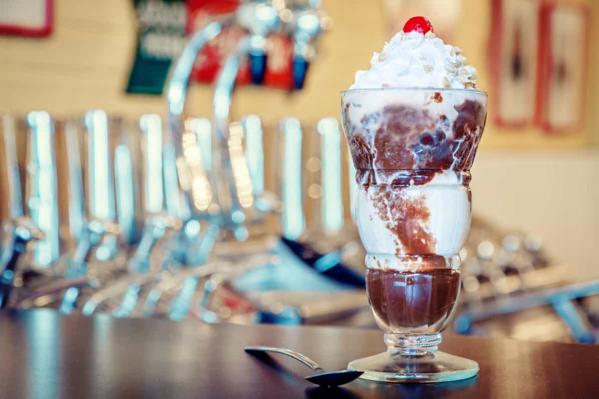 Best Ice Cream Shops in Cincinnati featured image showing an ice cream sundae on a counter