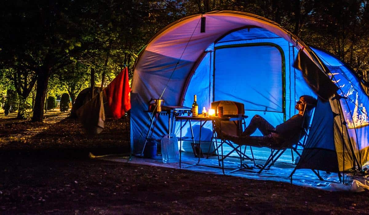 featured image for our Camping in Cincinnati Area article; Tent camping at a campground