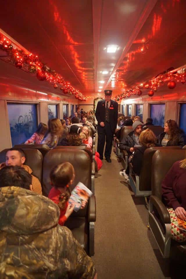 6 Magical Christmas Train Rides in Ohio LaptrinhX / News