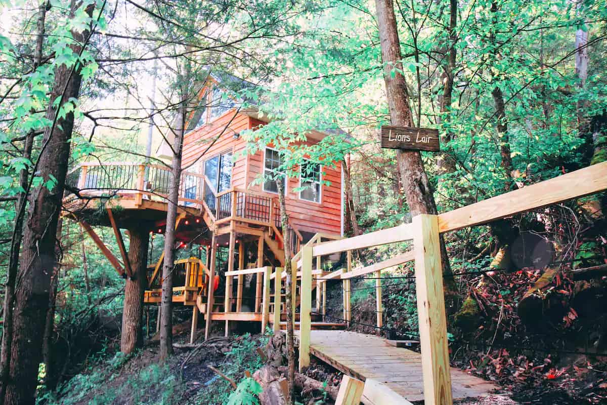 Treehouse near Red River Gorge in Kentucky