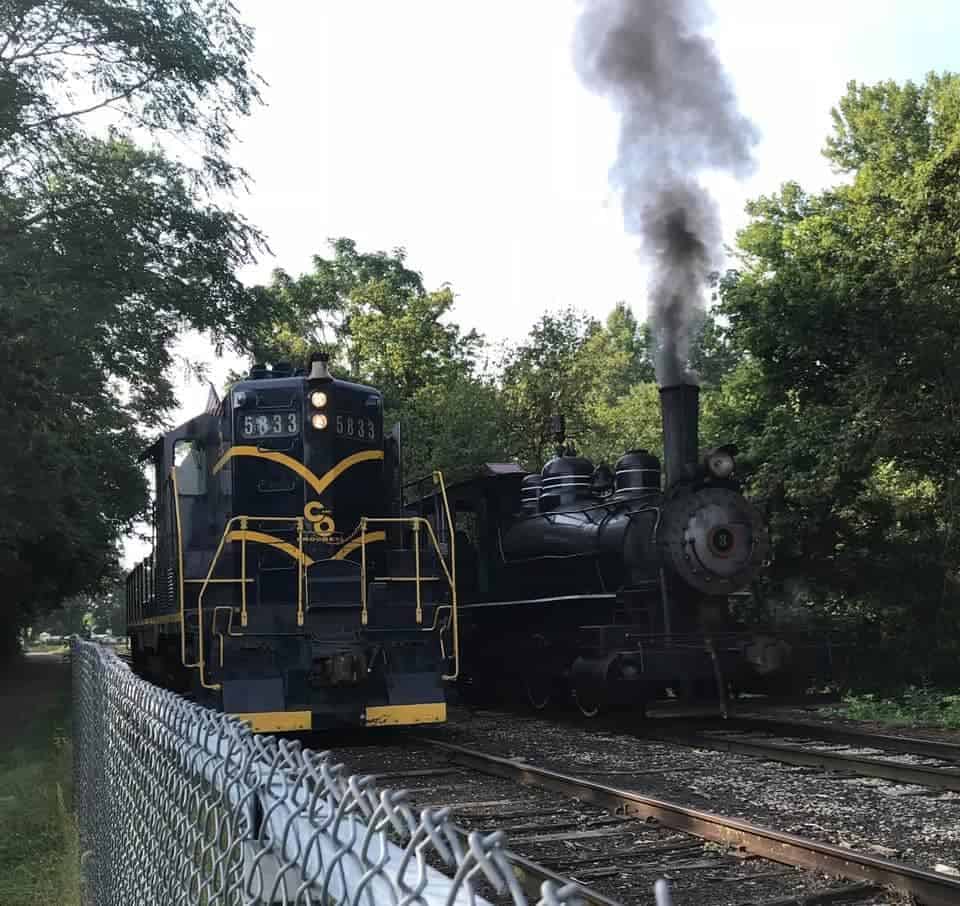 Hocking Valley Scenic Railway train cards on the tracks
