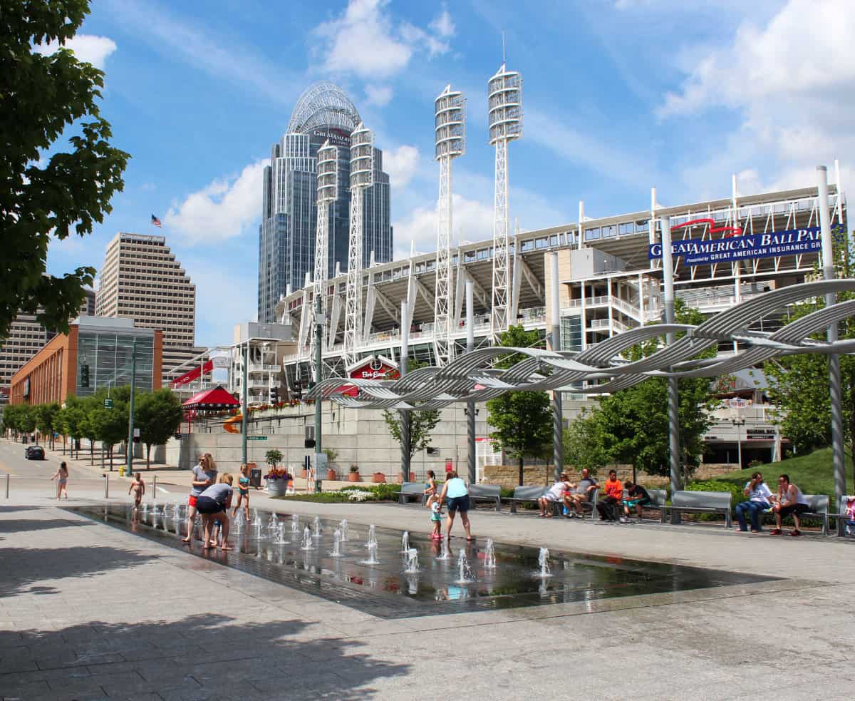 Great American Ballpark and fountain / sprayground at Smale Park
