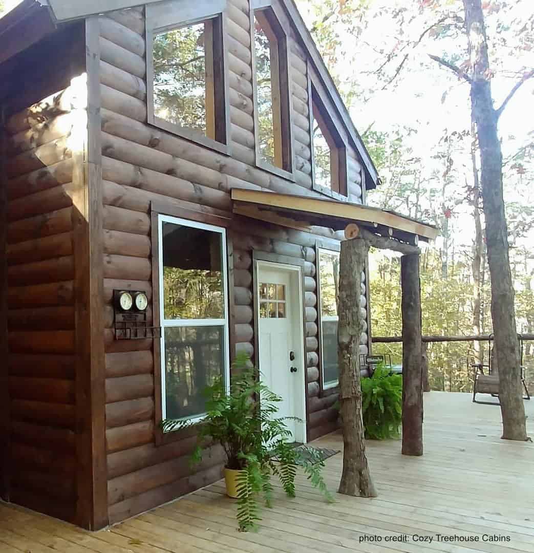 Two story cabin treehouse in Hocking Hills
