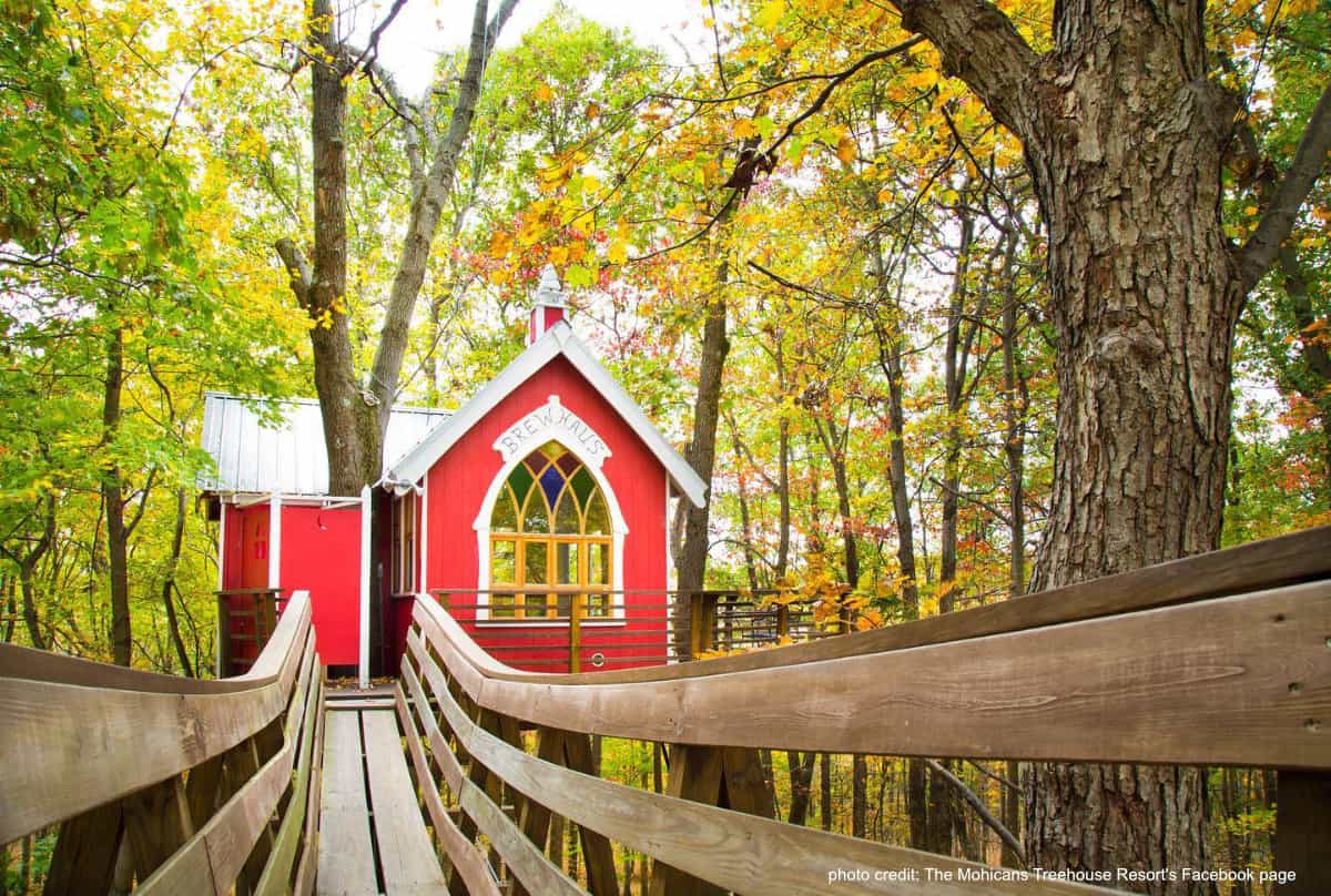 the Little Red Treehouse from the front