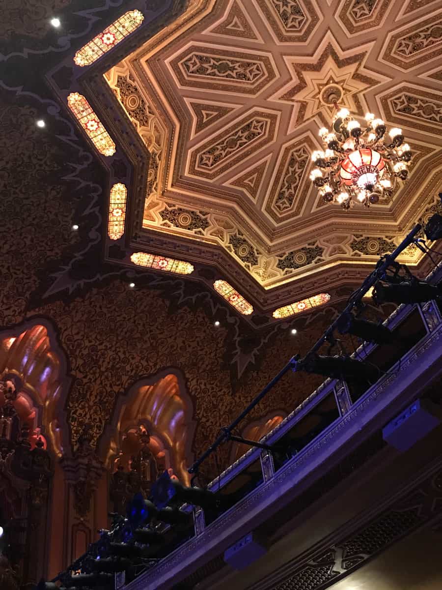 the ceiling and interior of the Ohio Theatre in Columbus Ohio
