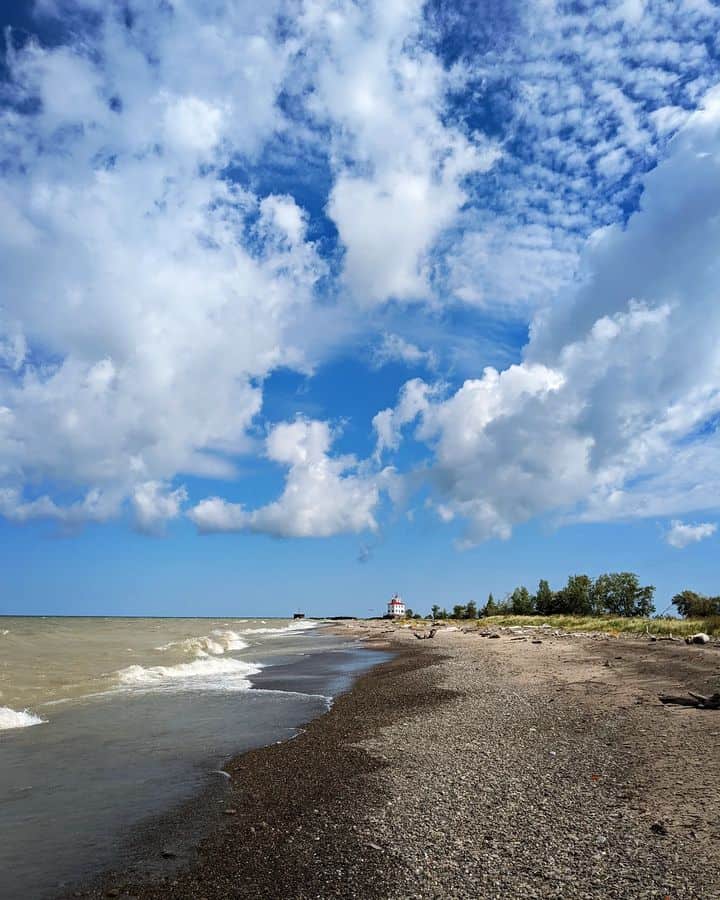 Blue Sky, water, and sand at Headlands Beach in Ohio